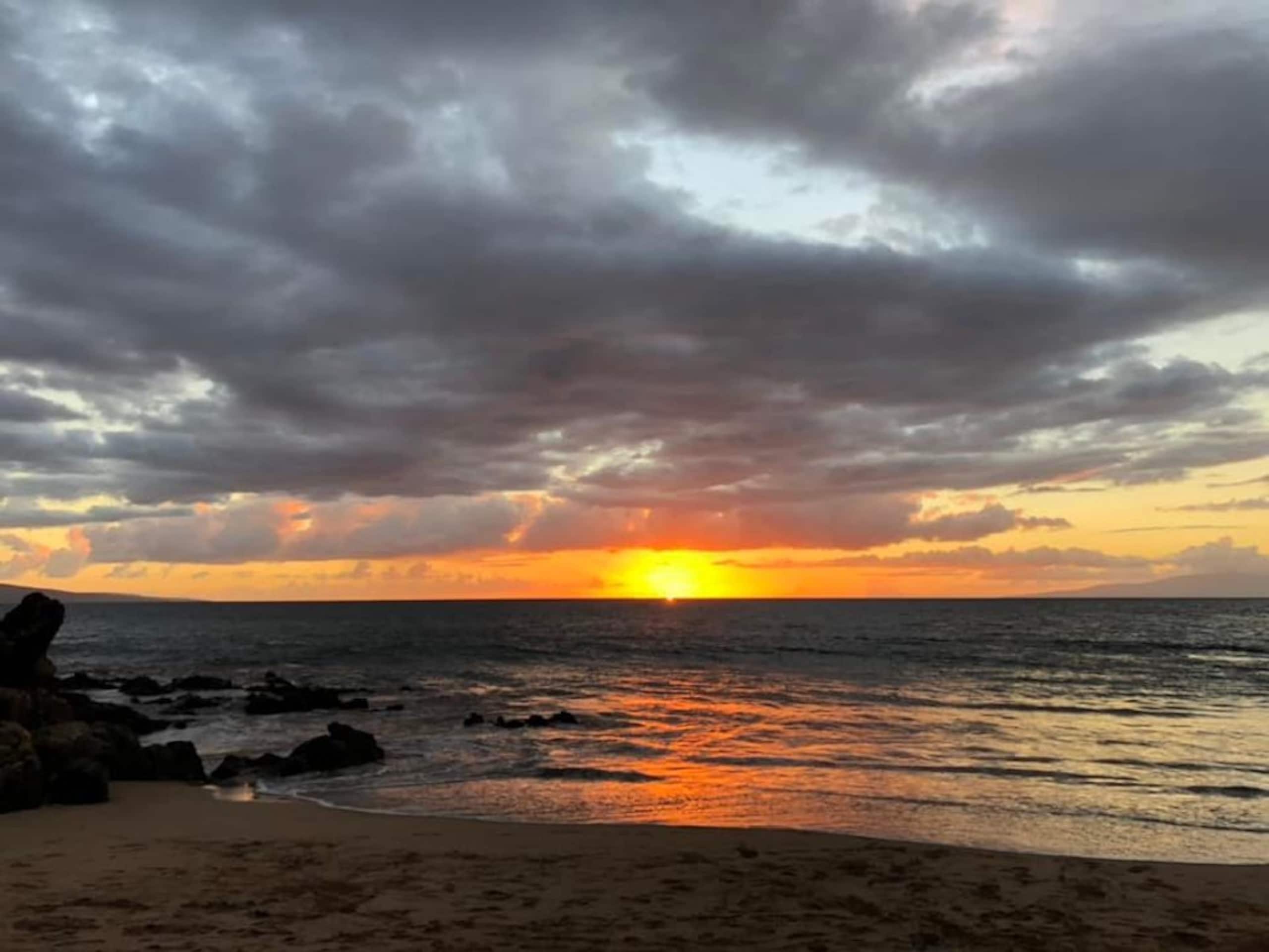 Beautiful beaches for swimming and sunsets! - Photo 26