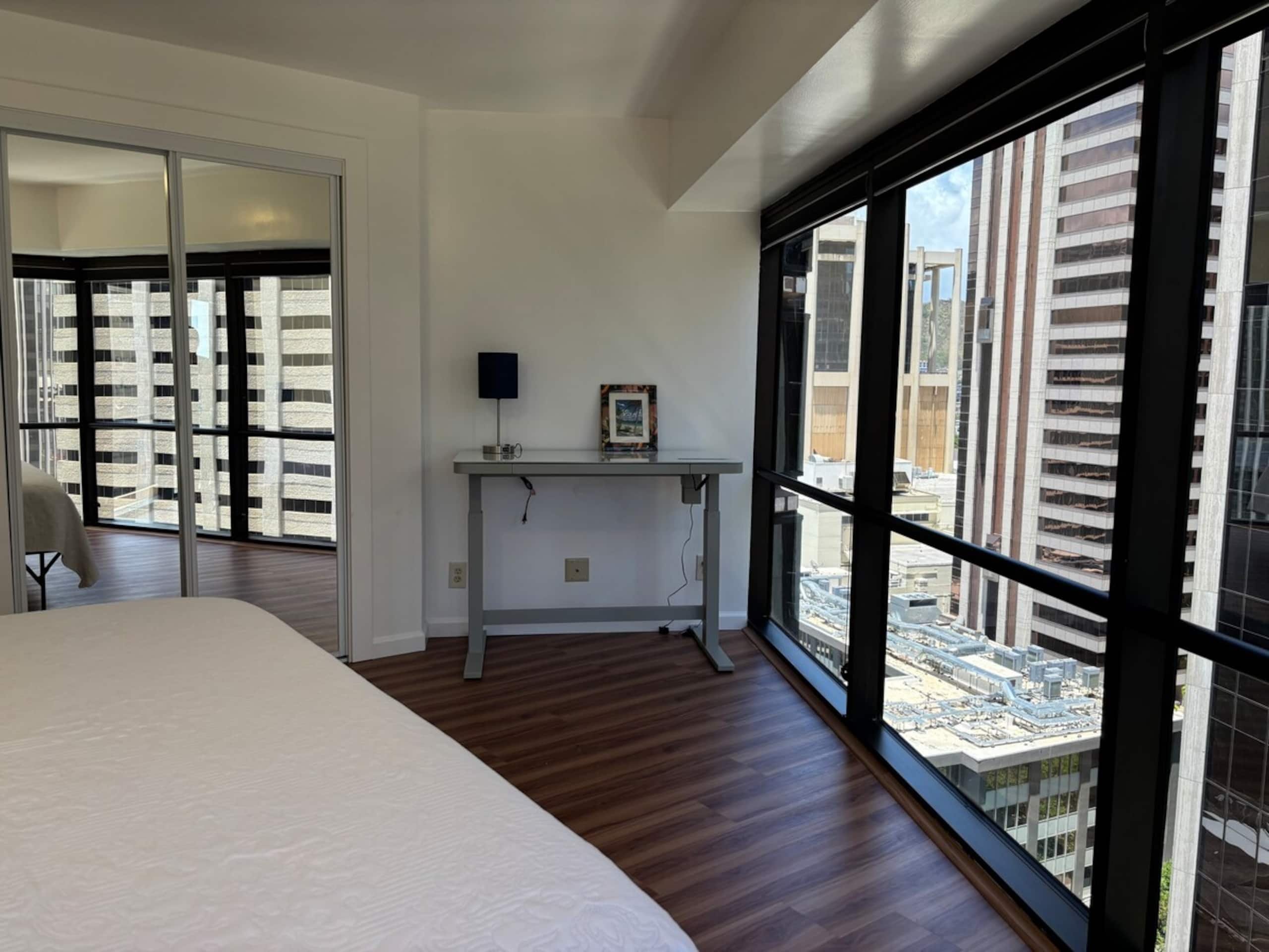 2BR+Den Ocean View Free Parking - Photo 12