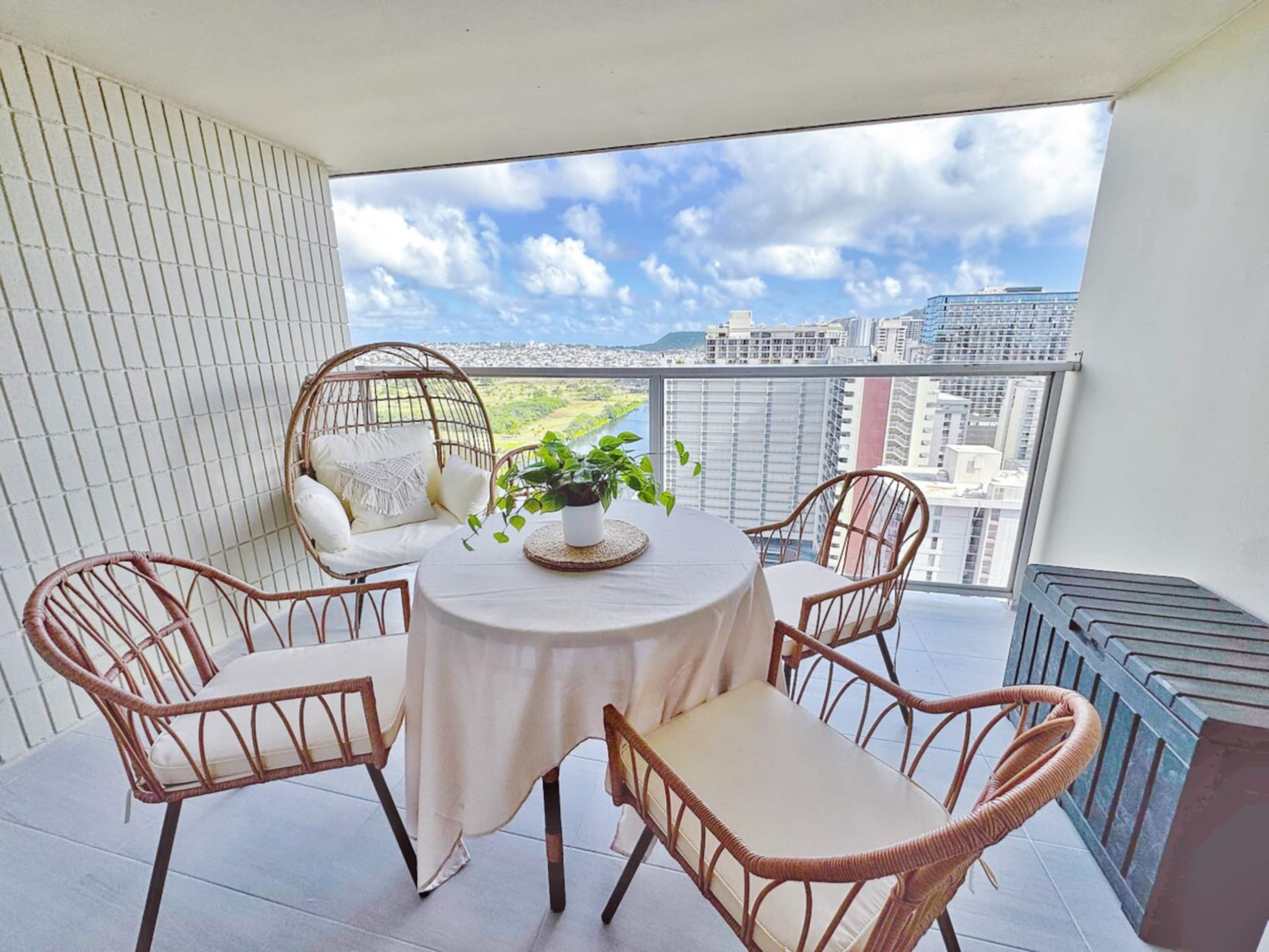 27th floor Diamondhead Oasis-Jacuzzi/Lanai NEW - Photo 25
