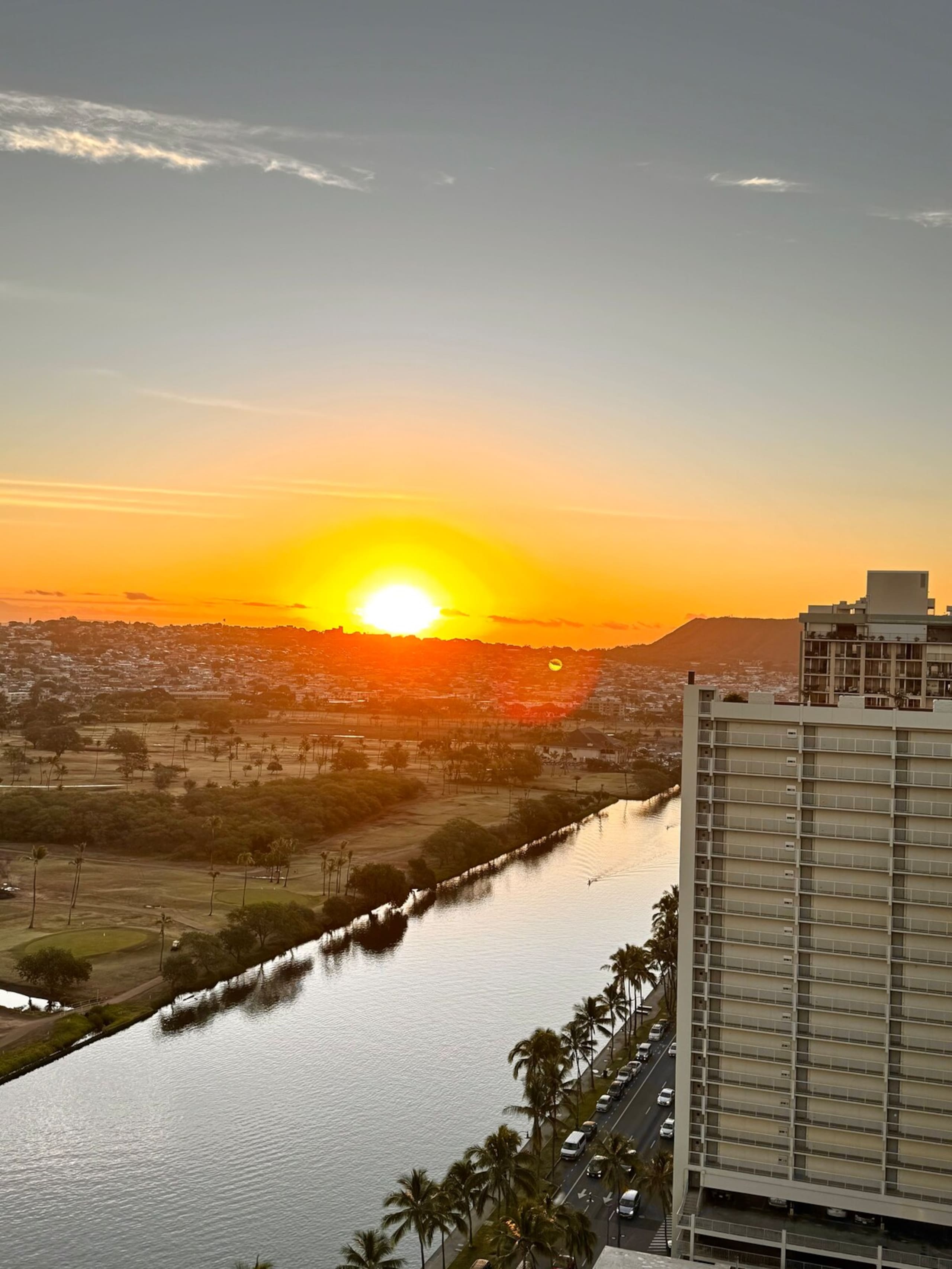 27th floor Diamondhead Oasis-Jacuzzi/Lanai NEW - Photo 32