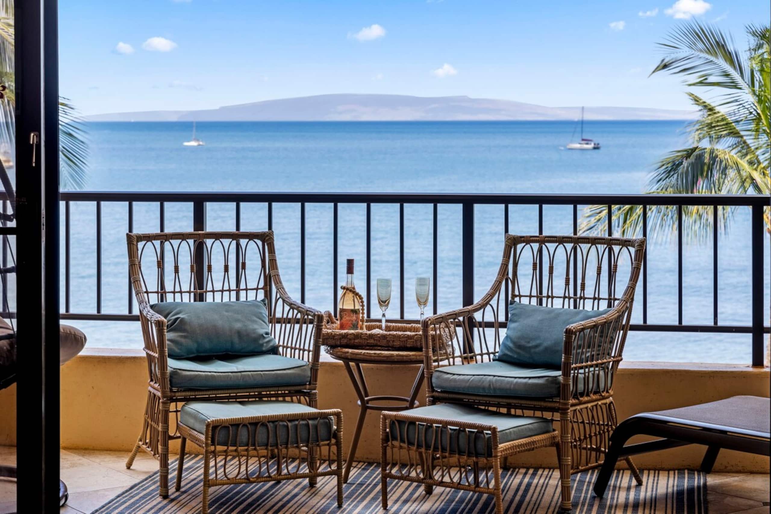 Updated Oceanfront condo, AC, 6 mile sandy beach - Photo 1