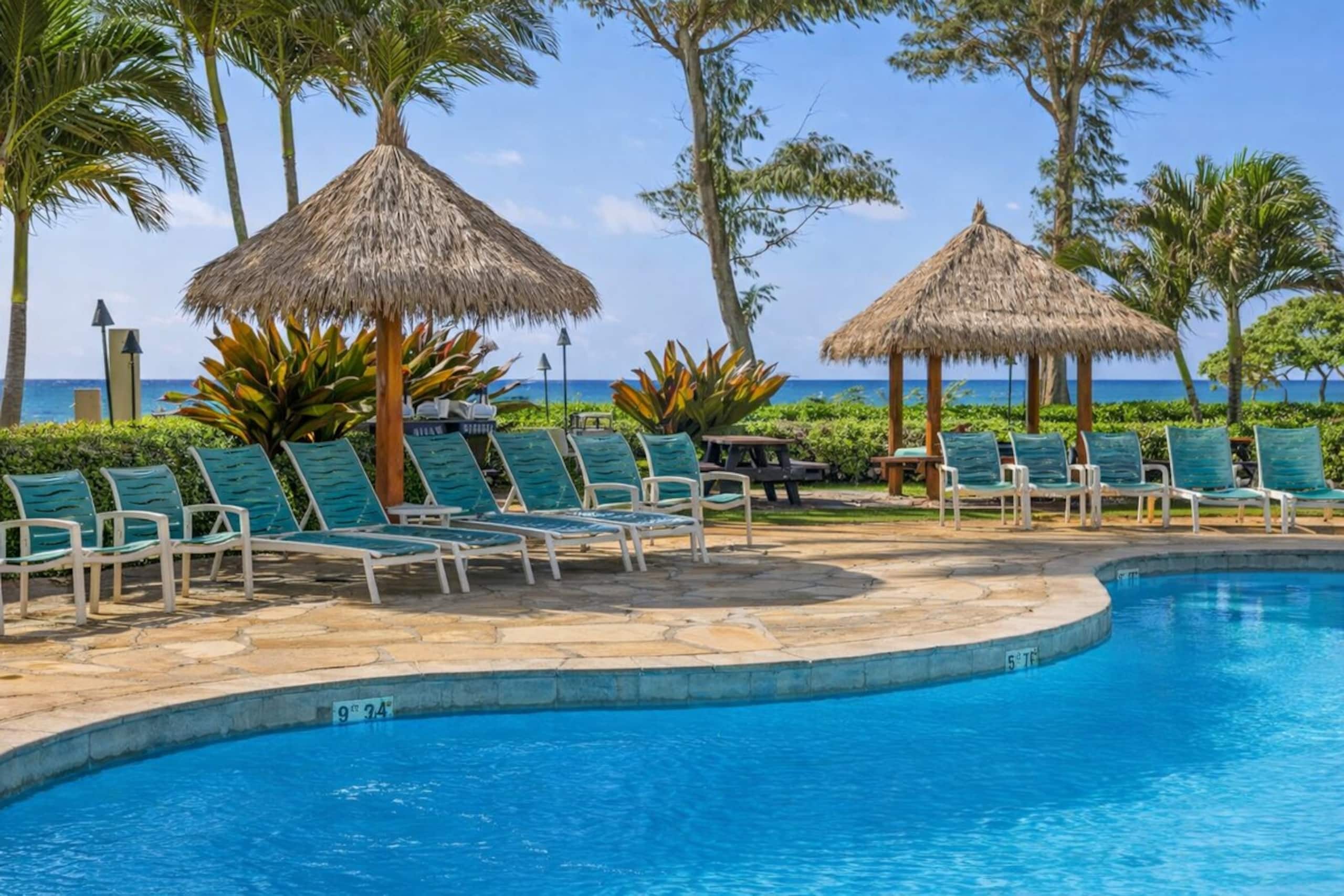 16 seconds from Door to Ocean! AC, Pool, Keyless - Photo 28