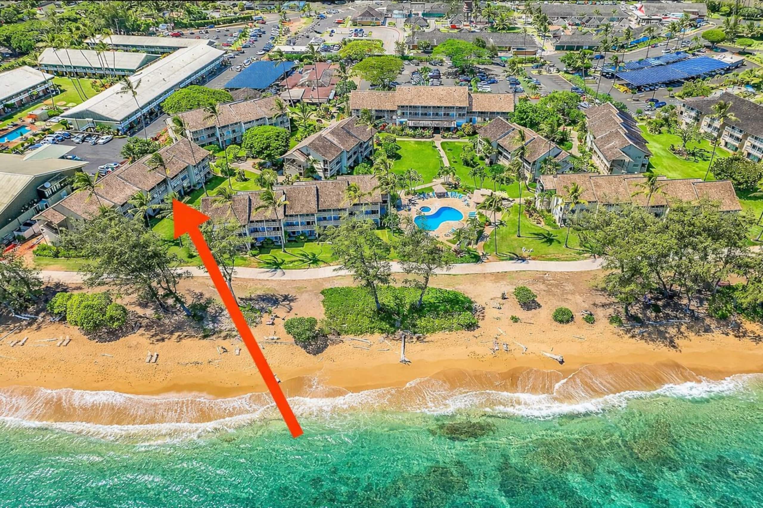 16 seconds from Door to Ocean! AC, Pool, Keyless - Photo 9