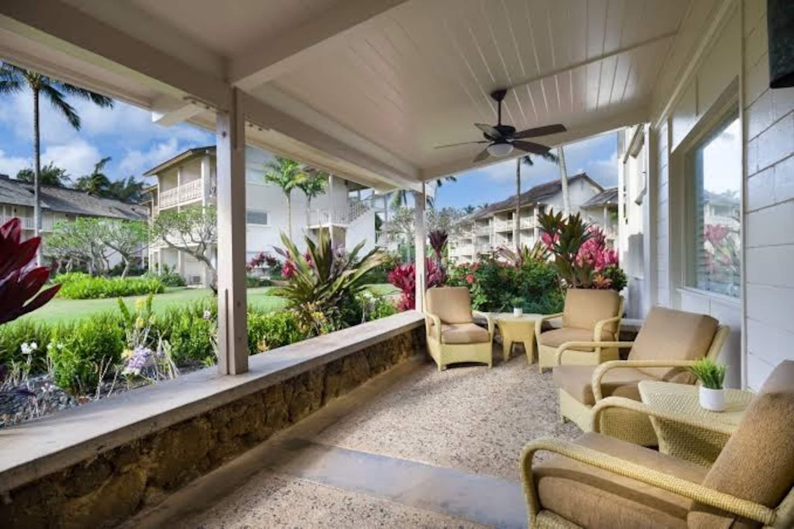 16 seconds from Door to Ocean! AC, Pool, Keyless - Photo 15