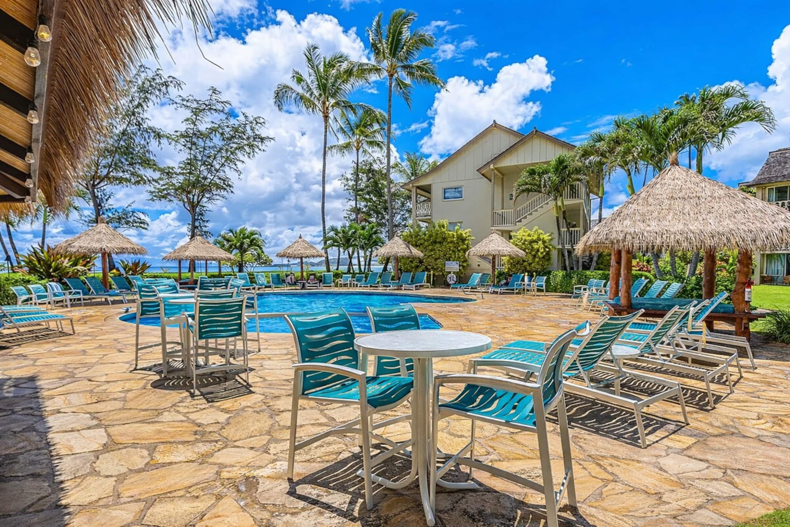 16 seconds from Door to Ocean! AC, Pool, Keyless - Photo 27