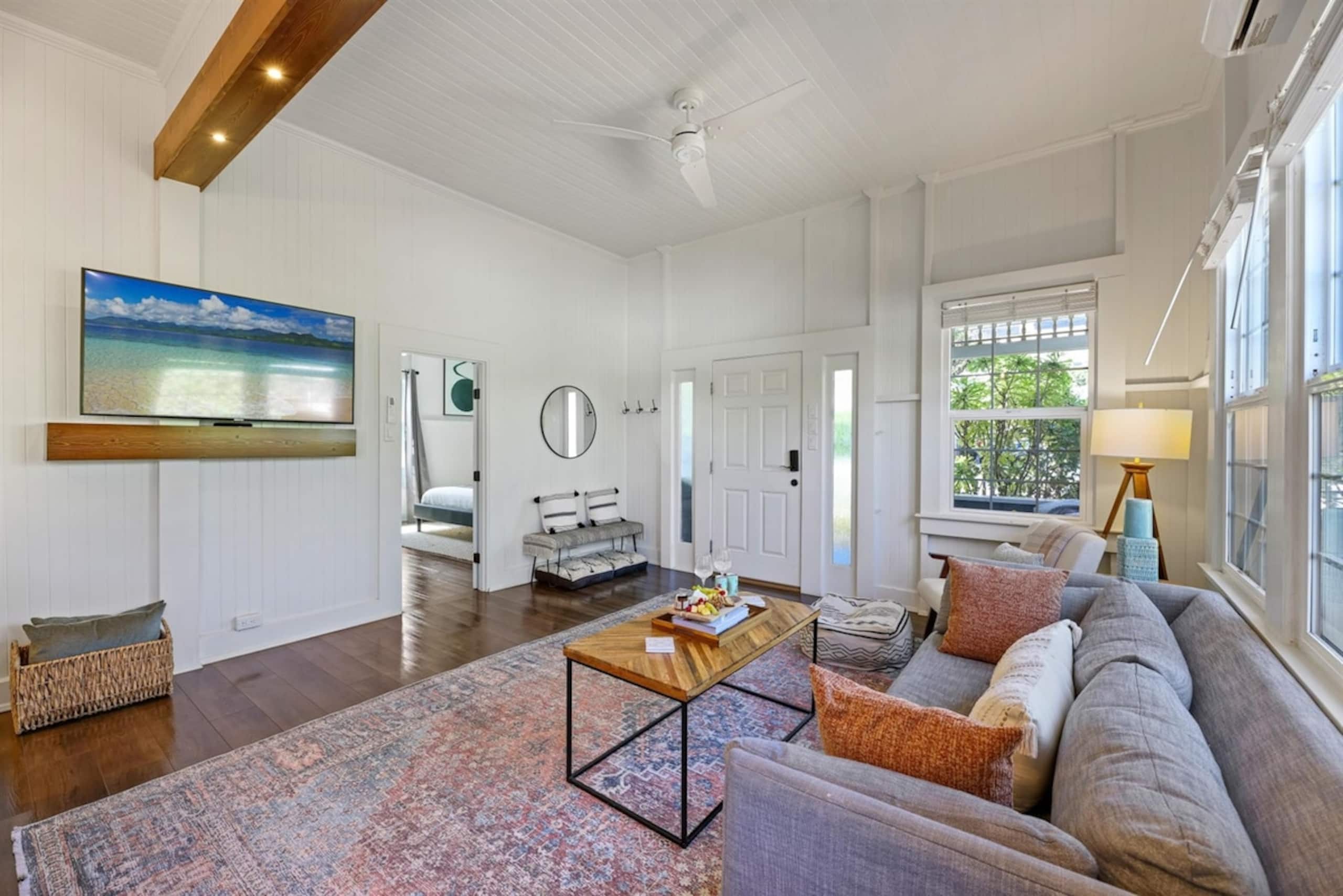 The Blue Door on Church Street | Vintage 1BR Villa - Photo 4