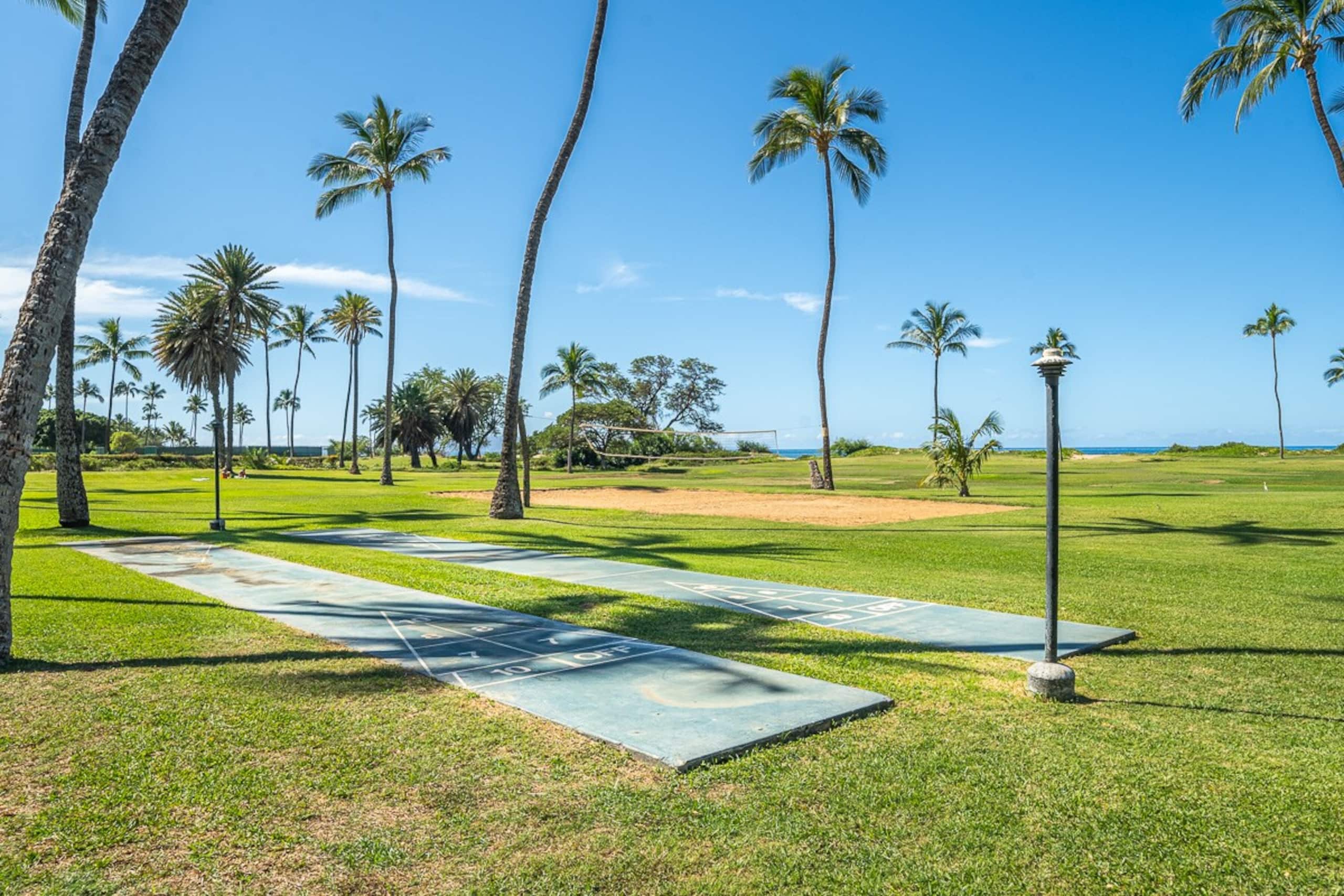 Oceanfront Maui condo w/ sunset lanai and pools - Photo 49