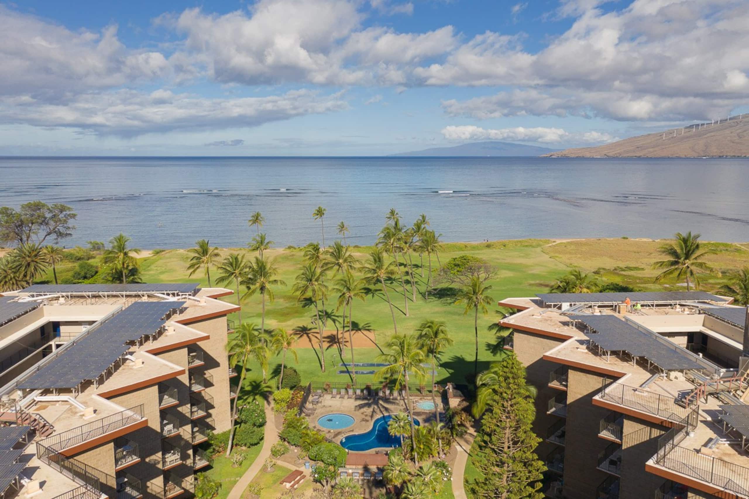 Oceanfront Maui condo w/ sunset lanai and pools - Photo 41