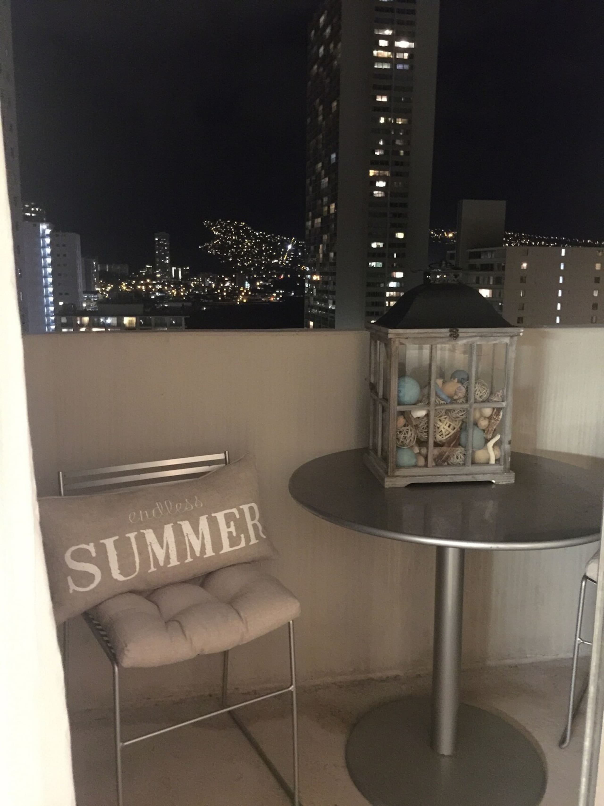Stylish studio in heart of Waikiki w/amazing views - Photo 14