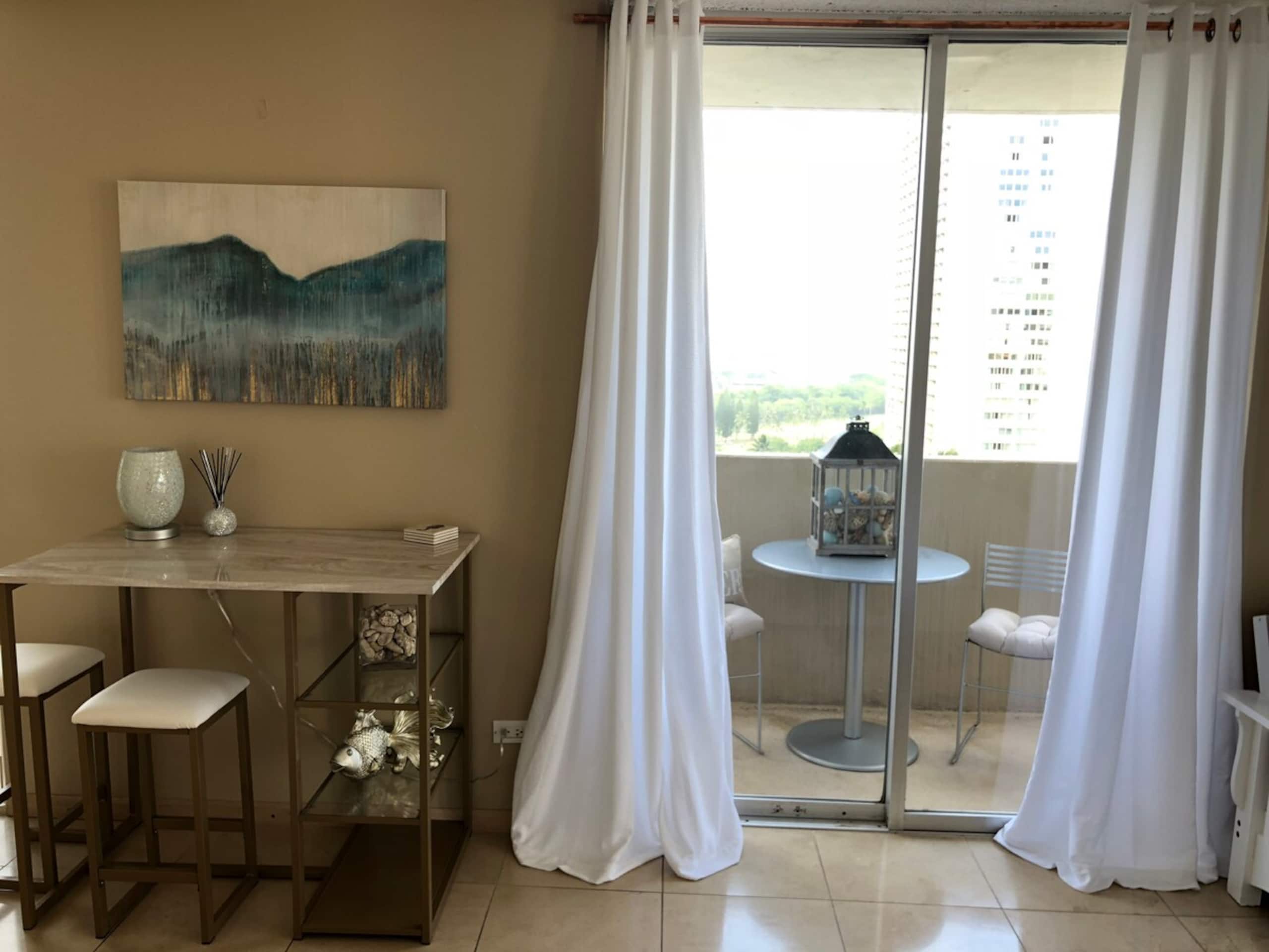 Stylish studio in heart of Waikiki w/amazing views - Photo 8