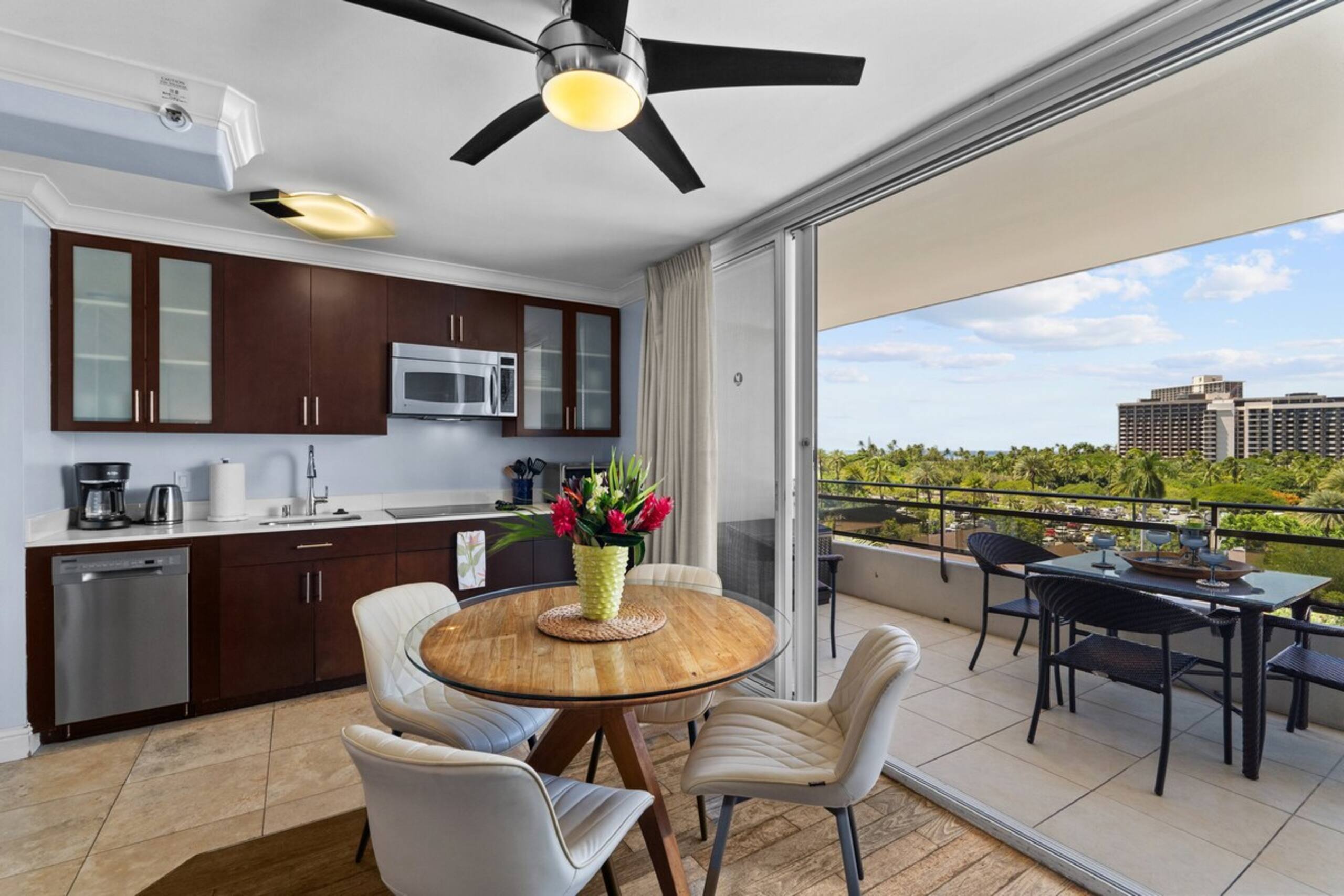 Heart of Waikiki 2Bd/1Ba, Sleeps 6 RBW86 - Photo 4