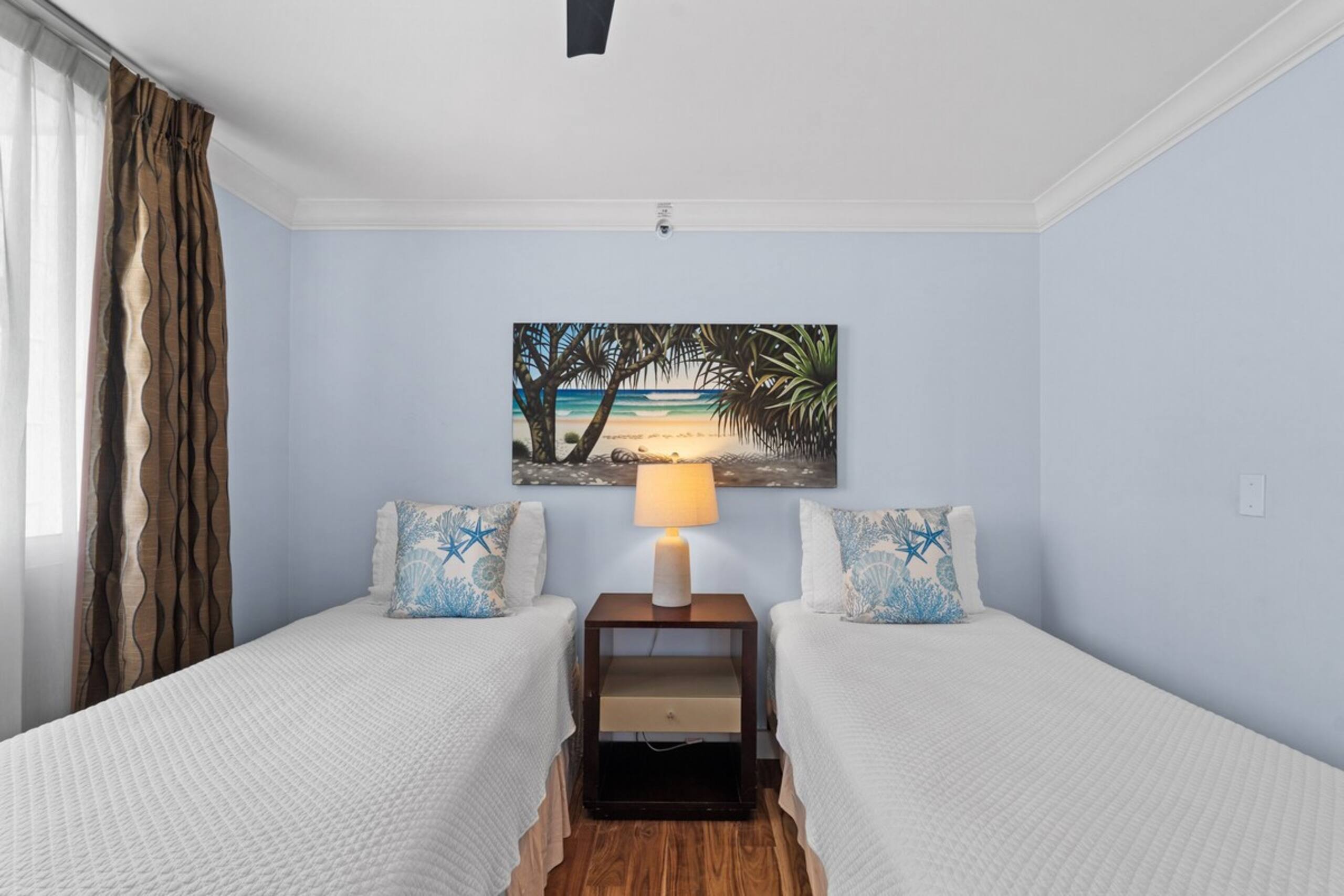 Heart of Waikiki 2Bd/1Ba, Sleeps 6 RBW86 - Photo 13