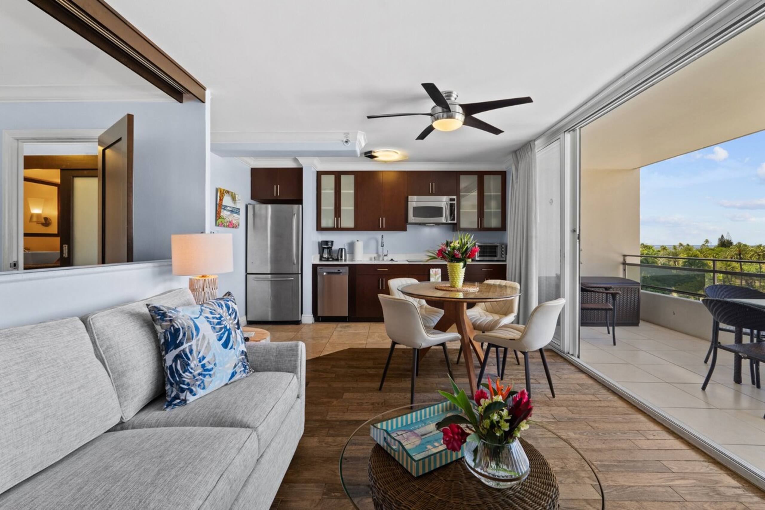 Heart of Waikiki 2Bd/1Ba, Sleeps 6 RBW86 - Photo 1