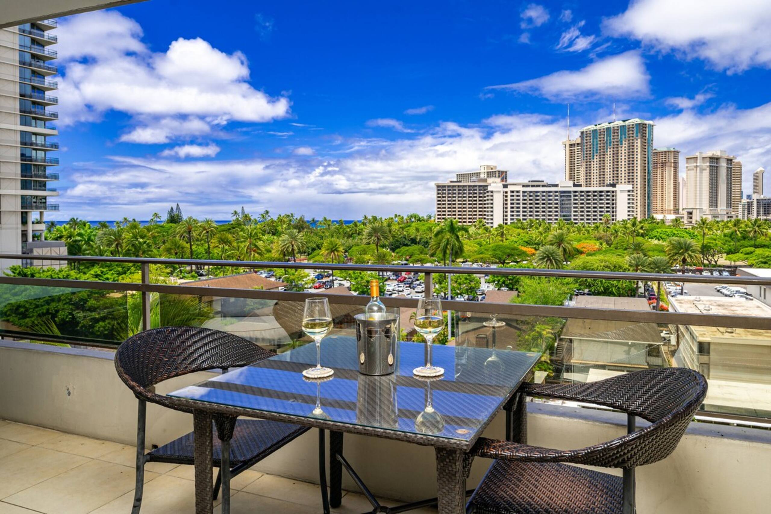 Heart of Waikiki 2Bd/1Ba, Sleeps 6 RBW86 - Photo 22