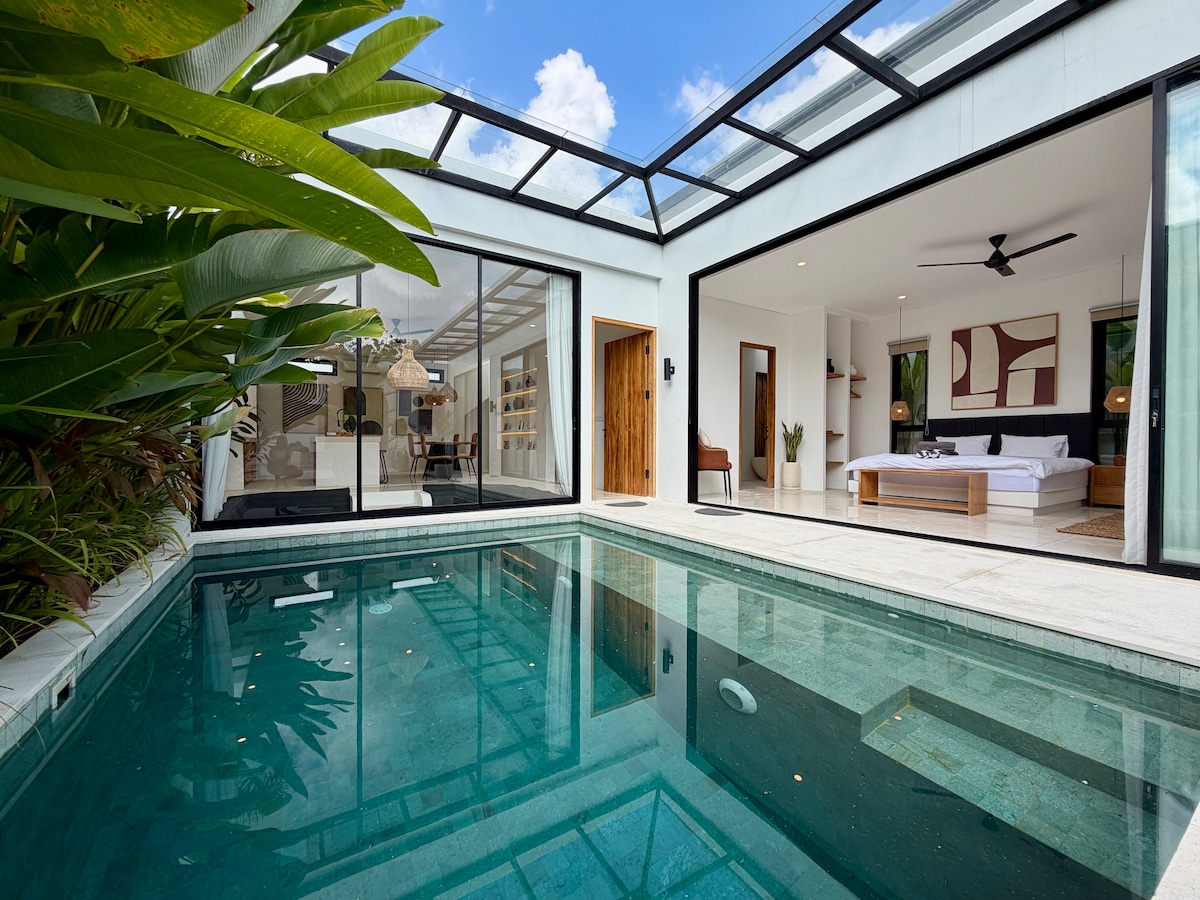Luxury 3BR Villa Private Pool & Rooftop Uluwatu