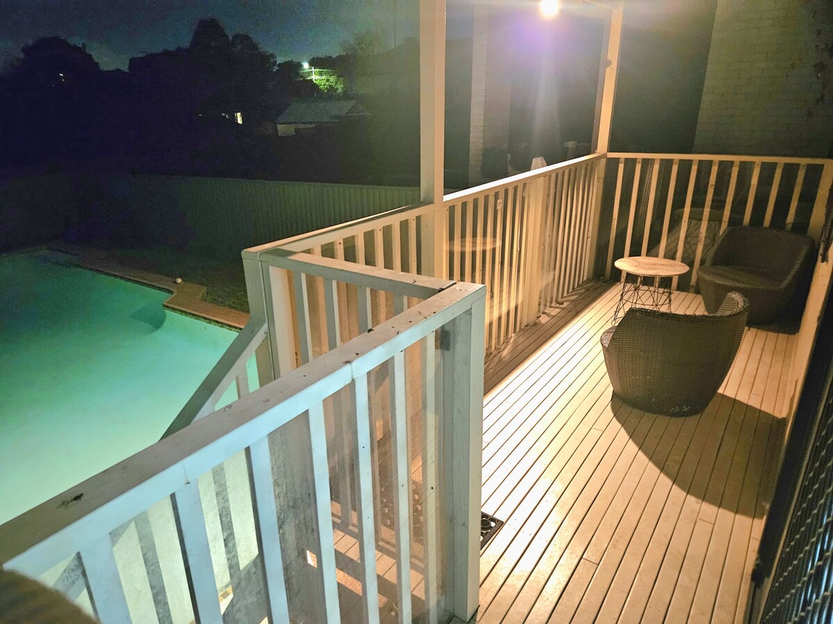 Clean & Quiet Stay in Friendly House