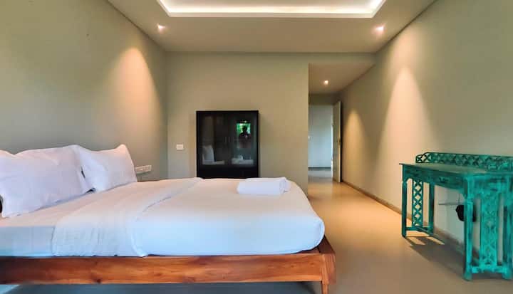 Bedroom 1 image 1