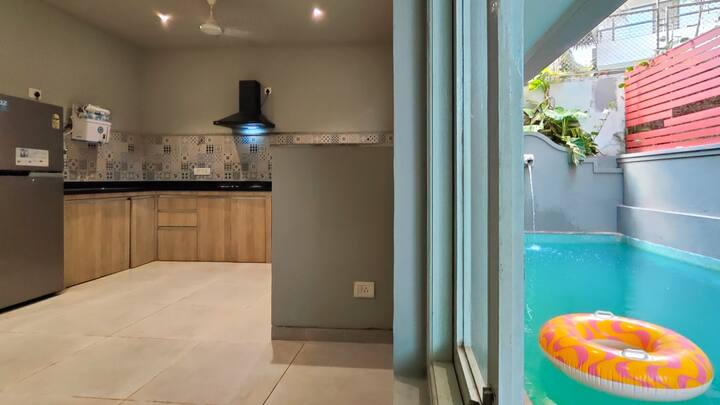 Full kitchen image 2