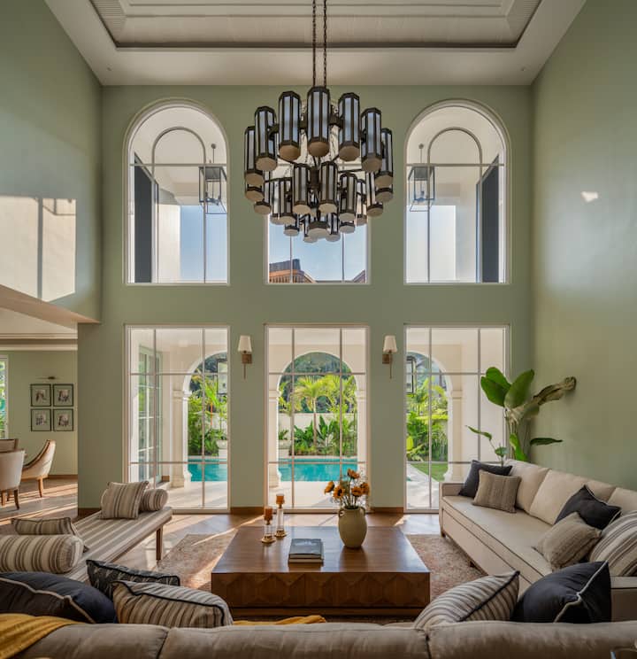 Rooms: Living room