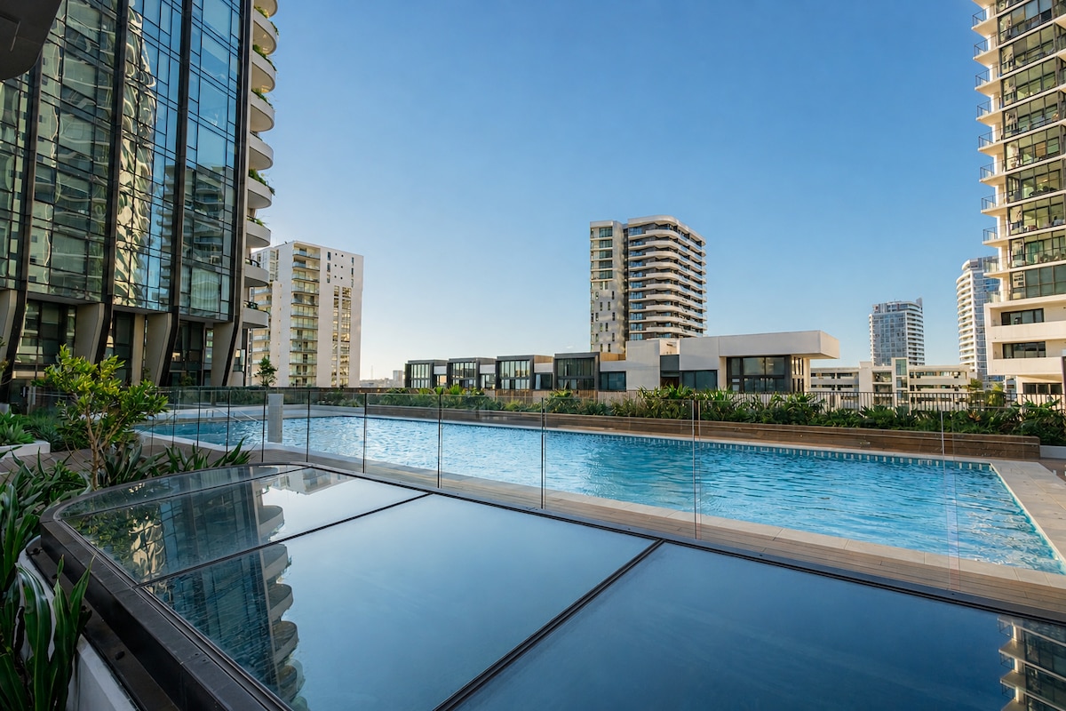 Luxury 2BR | Water Views, Near Olympic Park