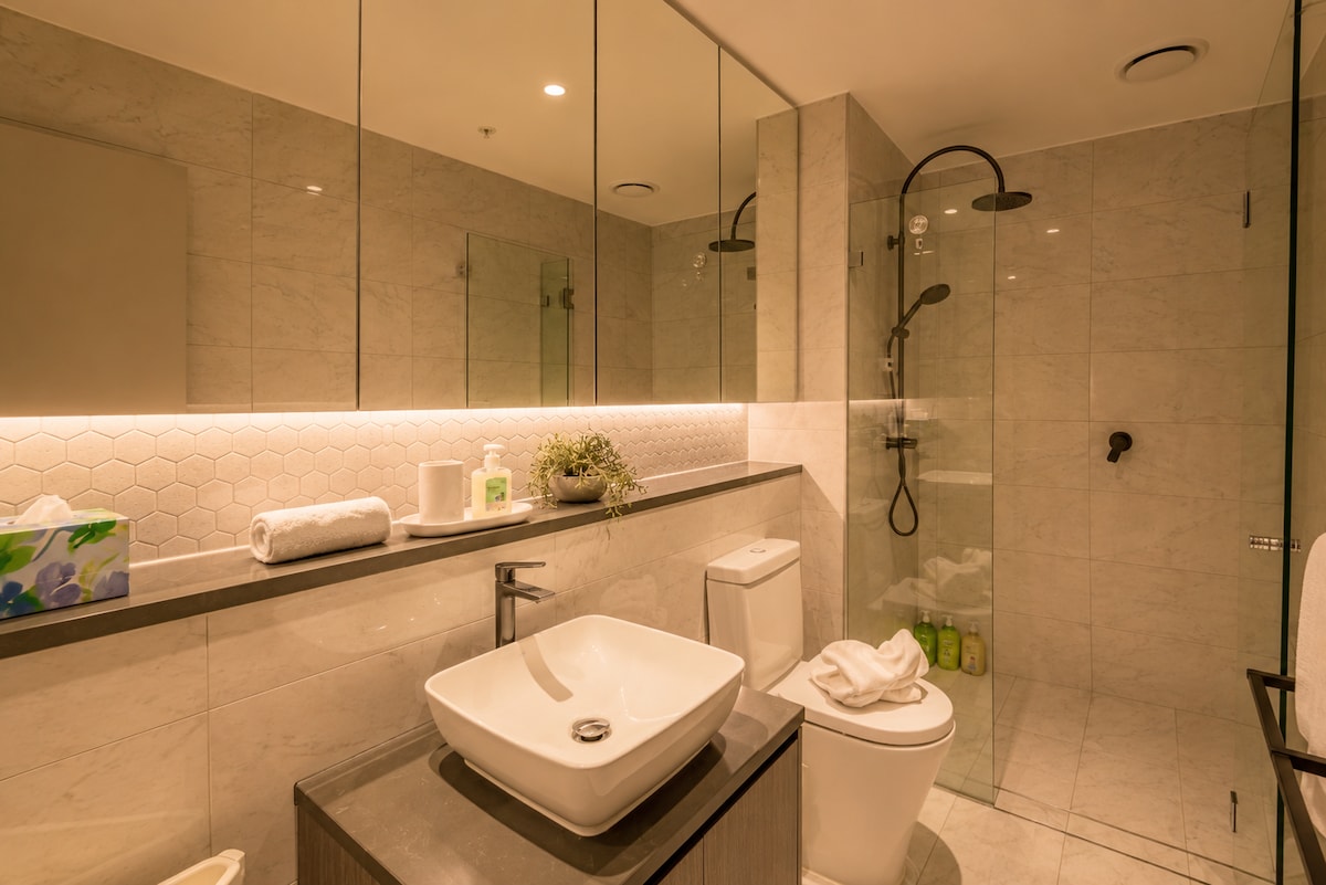 Luxury 2BR | Water Views, Near Olympic Park