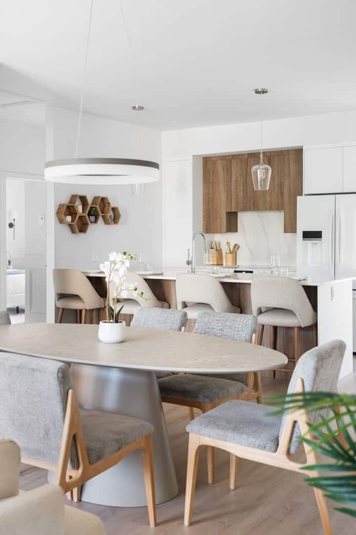 Spacious 3br Penthouse Condo Modern Comfort - Mirabel