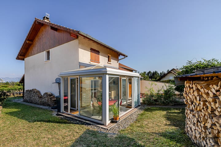 3 Rooms In Jura Villa Thoiry Near Cern/un, Geneva - Saint-Genis-Pouilly