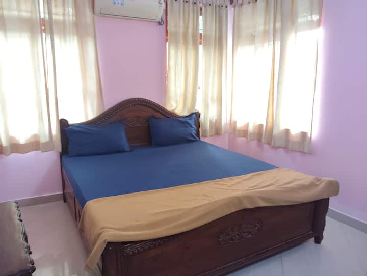 Bedroom 3 image 1