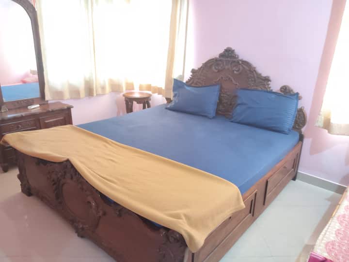 Bedroom 2 image 2