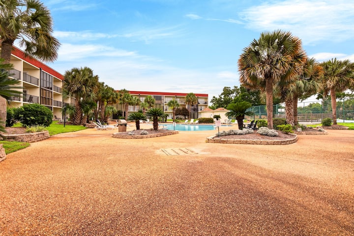Beachside Living In Biloxi, Ms  Unit C207 - 빌럭시