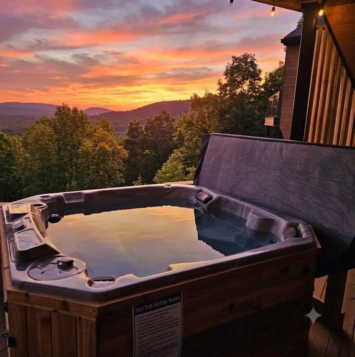 Twilight Timber At Saluda Mountain Retreats! - Saluda, NC