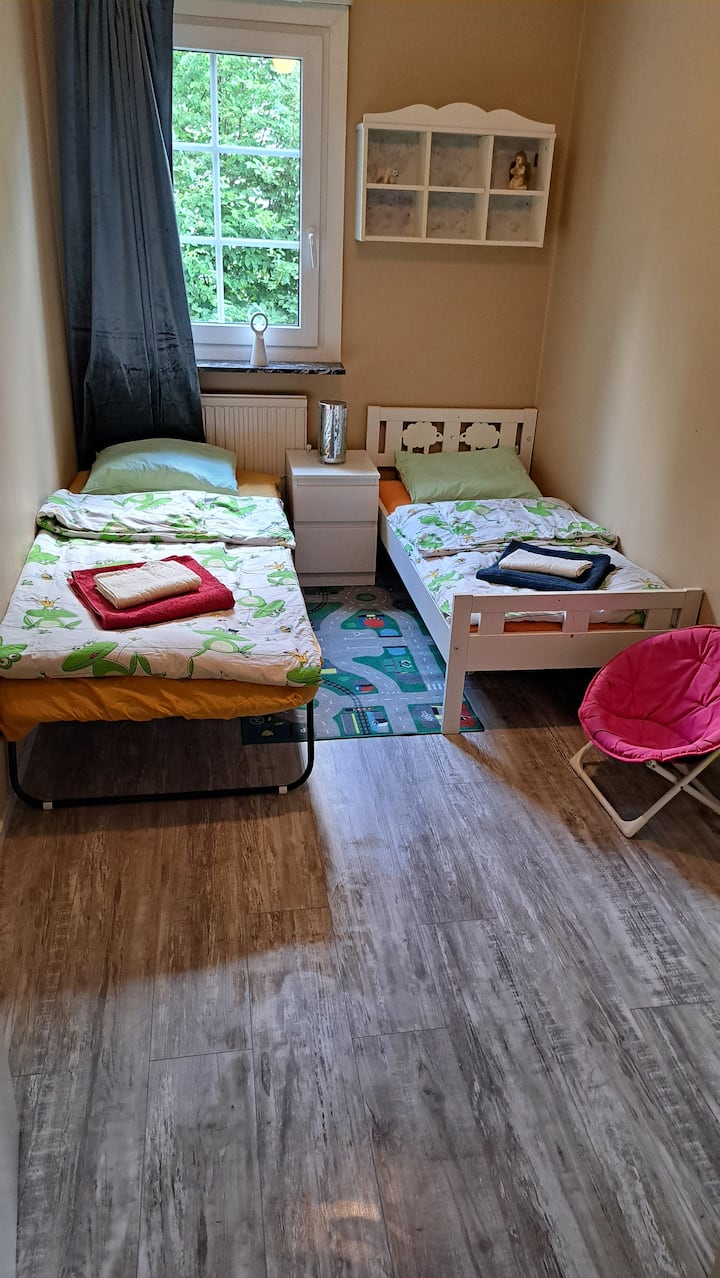 Dhomë gjumi 2