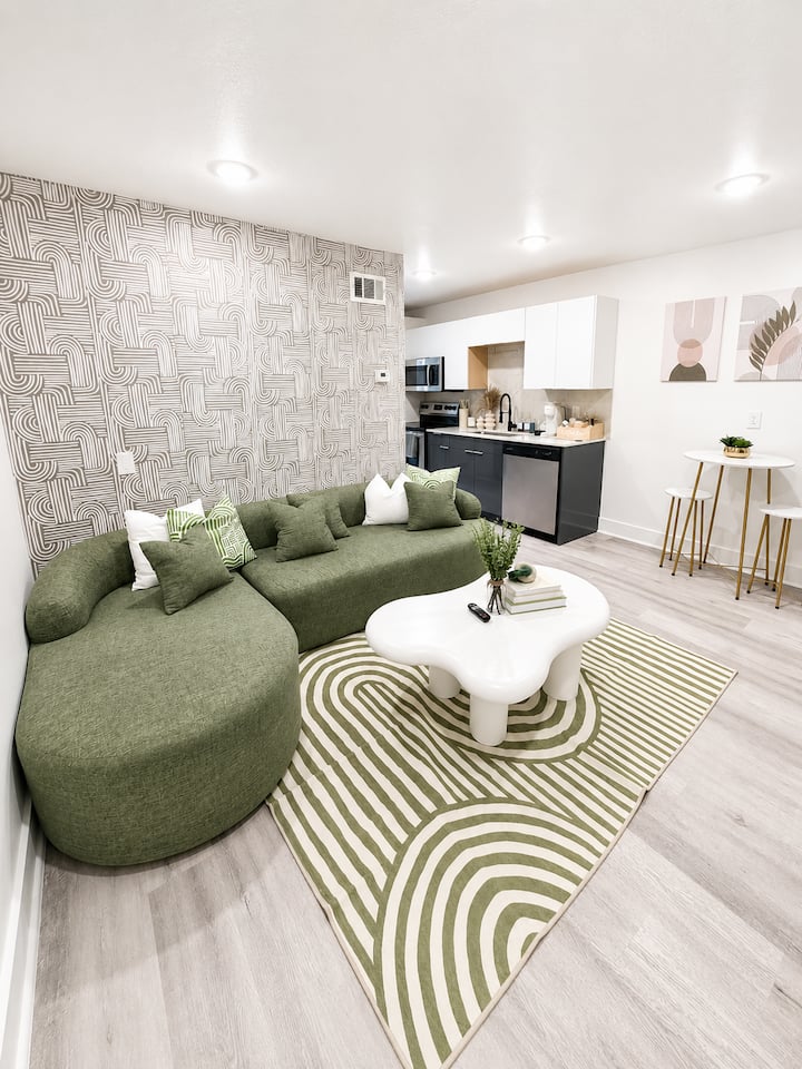 The Sage Stay | Modern Retreat In Downtown Dallas - Dallas, TX
