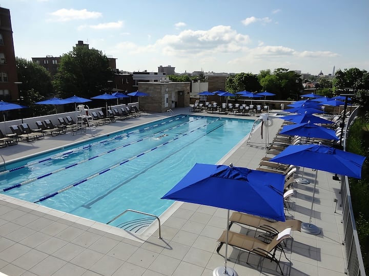 Convenient D.c. Getaway | King Bed - 4 Units - Washington, DC