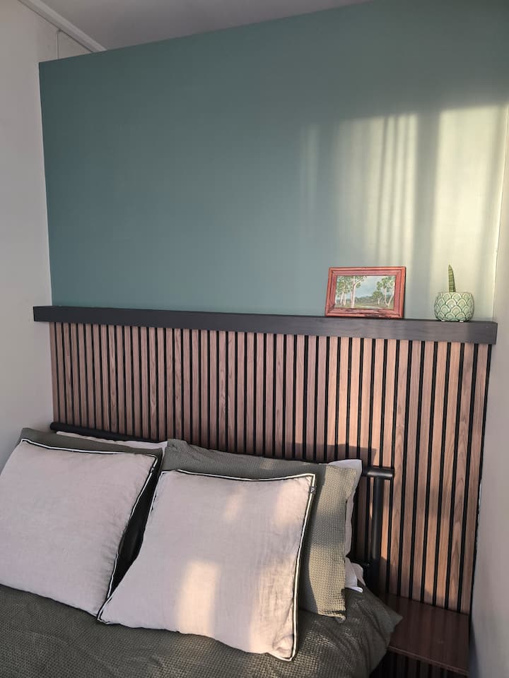 Carlton Top Floor Apartment On Lygon St - 크리몬느