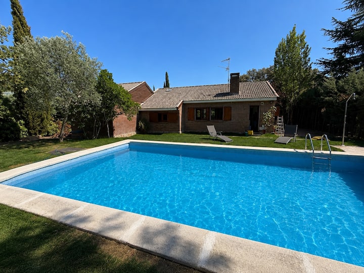 Chalet Con Piscina Privada Sierra De Madrid - Collado Villalba