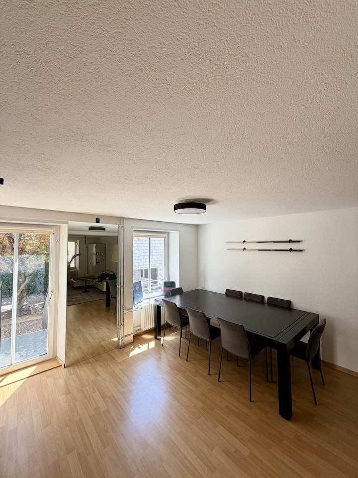 Centrally Located, Fully Furnished Apartment - Zurich