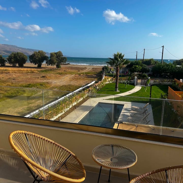 Andromache Residence Seafront With Private Pool - Kreta