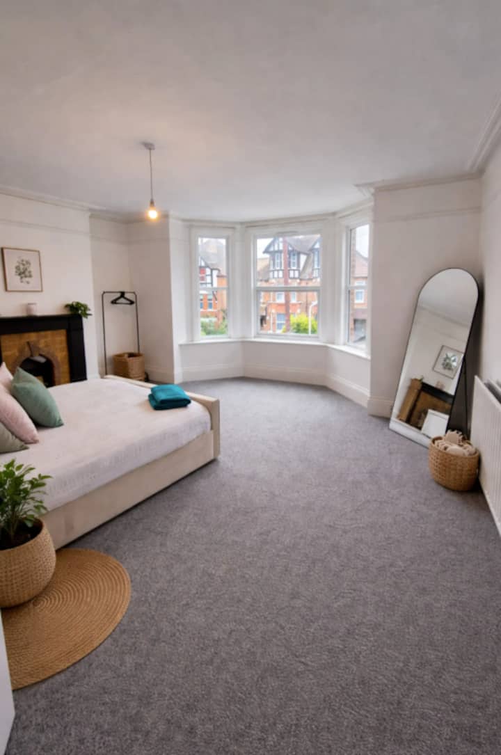Butique One Bedroom Apartment In Folkestone - Folkestone