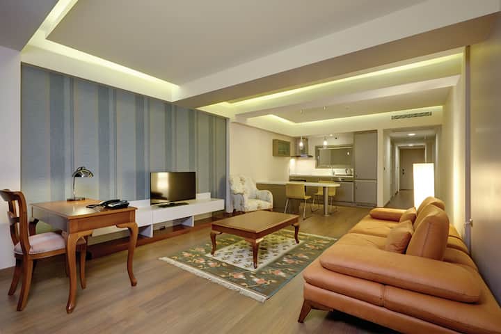 Exetive Suites 1+1 - 伊士麥