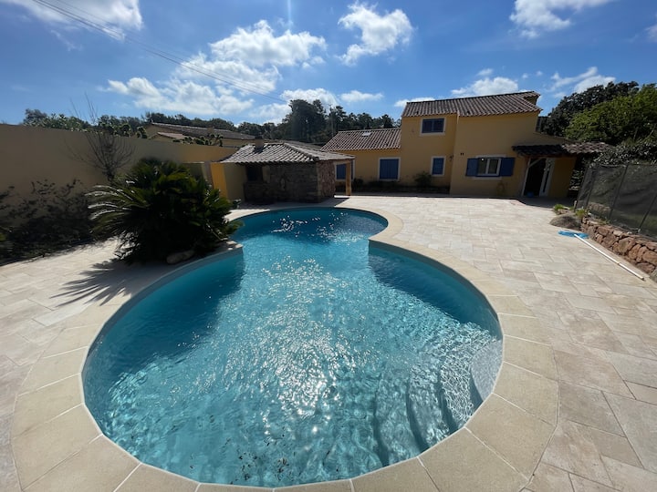 Très Belle Villa Au Calme 5 Chambres Avec Piscine - Plage de Palombaggia