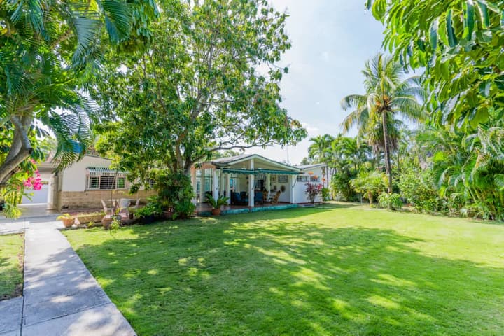 Luxury Long-term Villa With Pool & 24/7 Power - Cuba