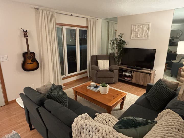 Data Center Crew Housing | Monthly Stays - Cedar Rapids, IA