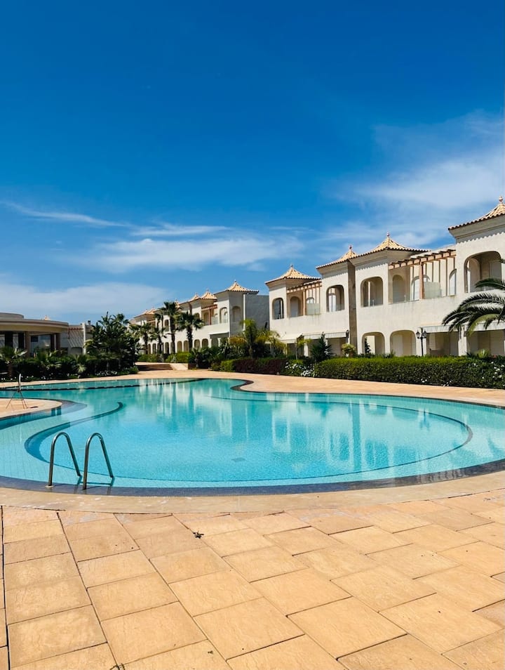 Spacious & Upscale Duplex Living At Sidi Rahal - Portugal