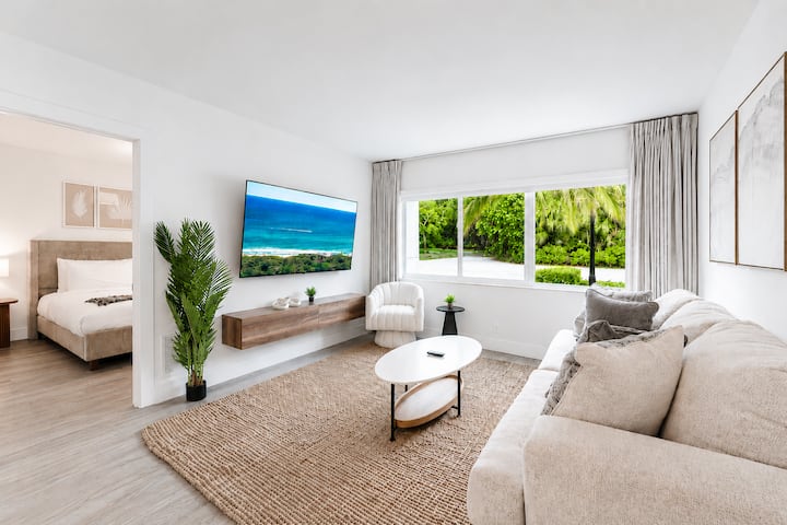 Villa Palmera | Oceanfront Pool Sleeps 4 - Boca Raton, FL