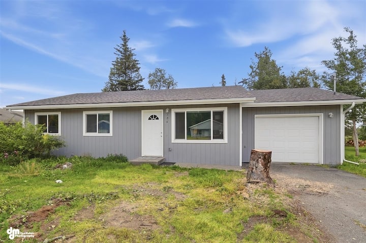 Birch Street Ranch In Kenai - Kenai, AK