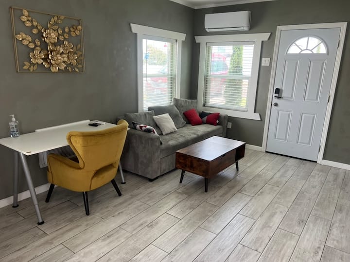 Beautiful One-bedroom Apartment - Claremont, CA