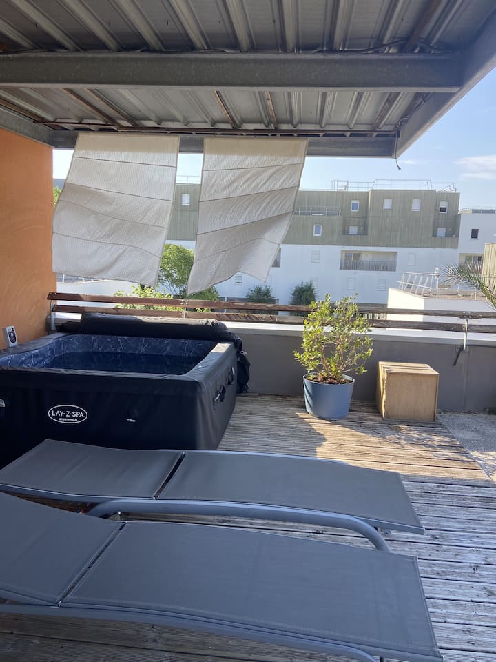 Maison éTé Bordeaux / Jardin Rooftop + Jaccuzi - Bassens