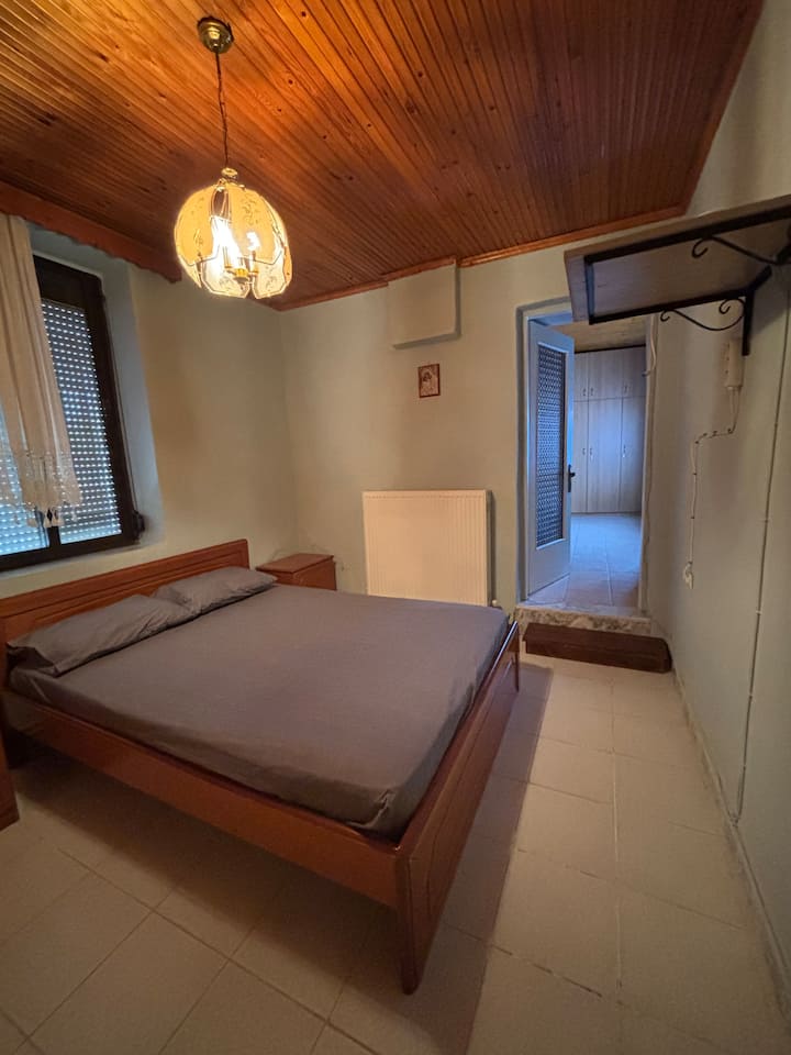Dhomë gjumi 2