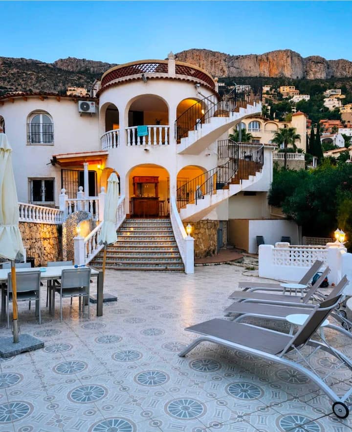 Renovated Holiday Home With Private Pool & Outdoor - Calp